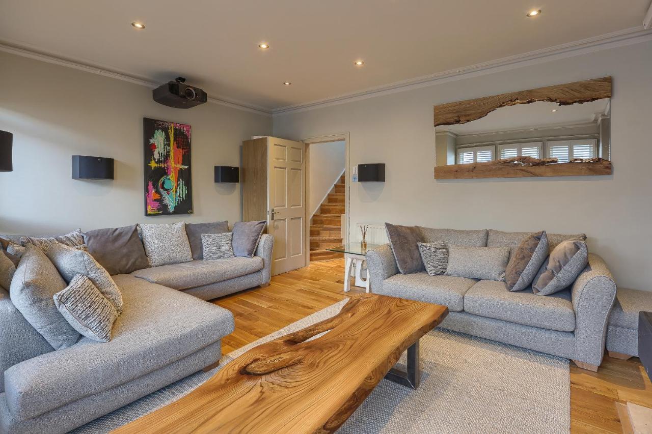 Modern Bedroom In London !! エクステリア 写真