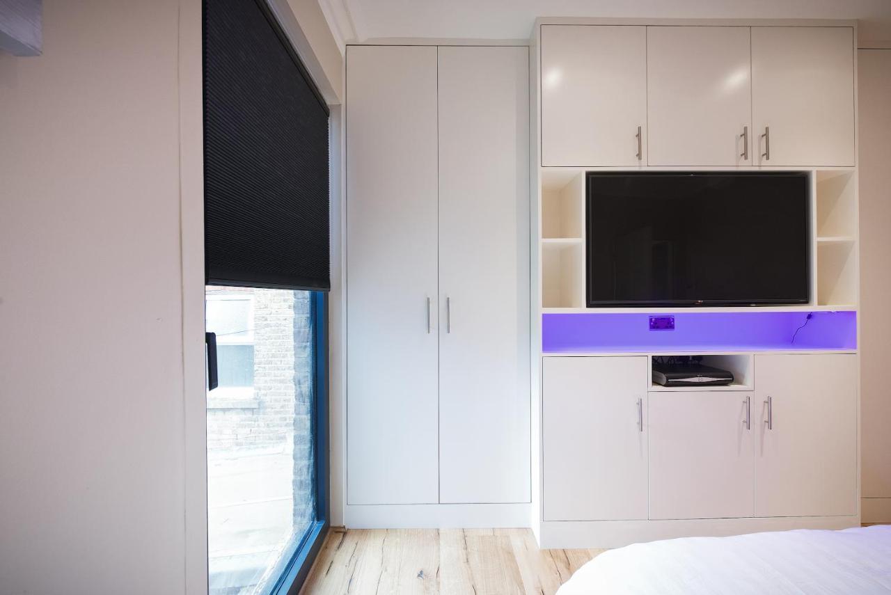 Modern Bedroom In London !! エクステリア 写真